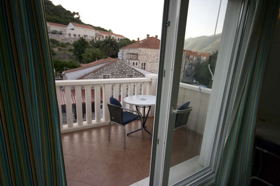 Balcony More